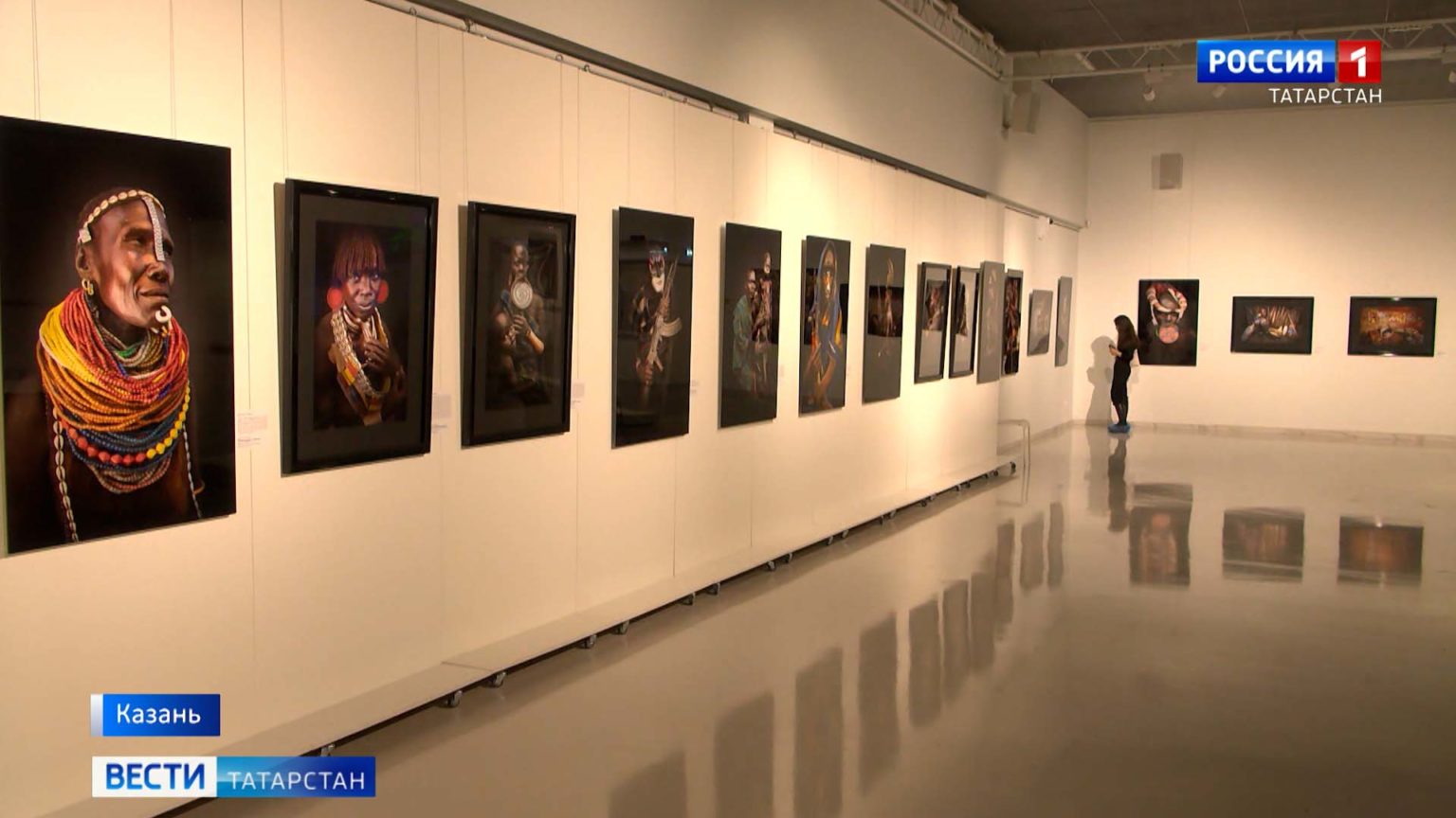 В Казани открылась уникальная выставка художника и фотографа Ольги Мичи